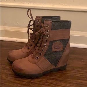 Sorel Lexie Wedge Boot (worn less than 5 times)